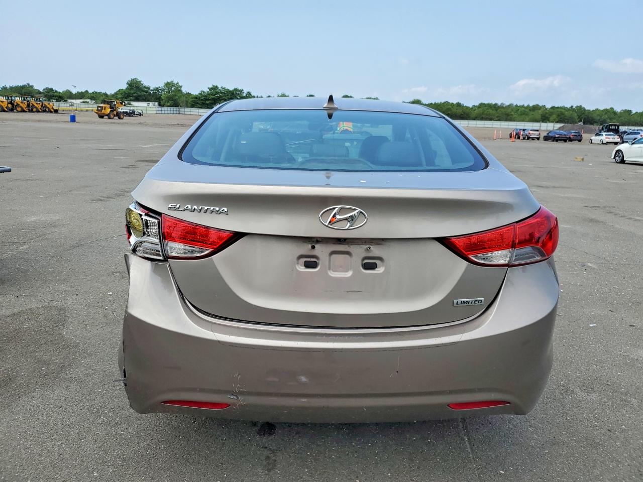 2012 HYUNDAI ELANTRA
