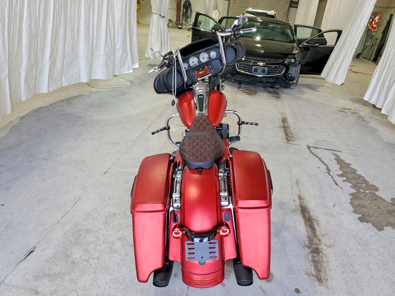 2016 HARLEY-DAVIDSON FL