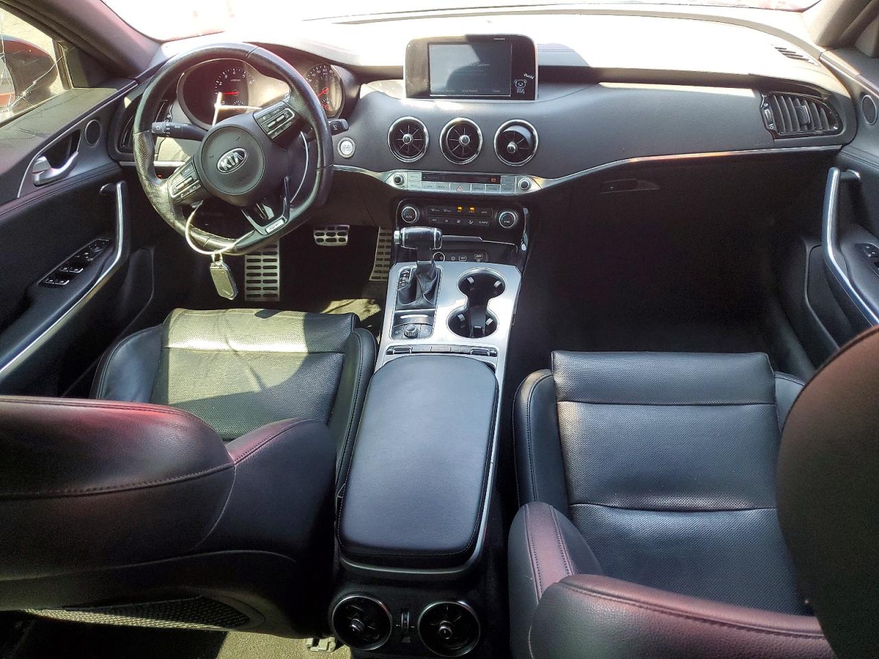 2019 KIA STINGER
