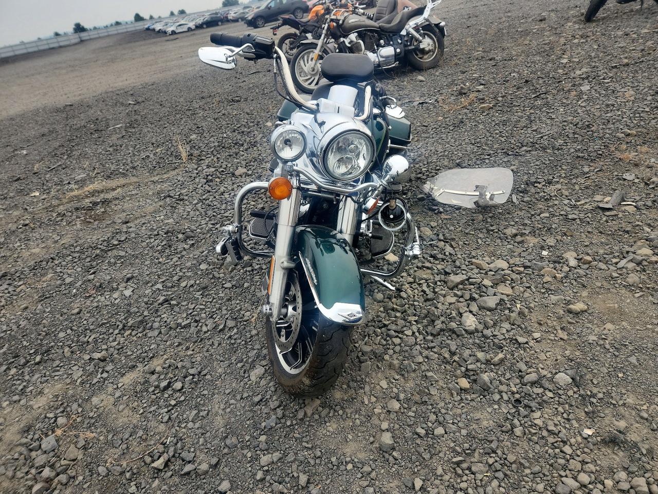2015 HARLEY-DAVIDSON FL
