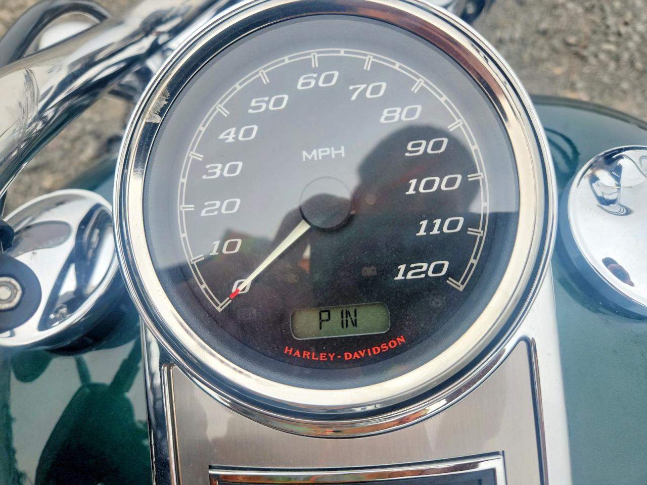 2015 HARLEY-DAVIDSON FL
