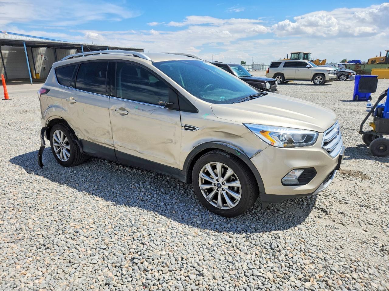 2017 FORD ESCAPE
