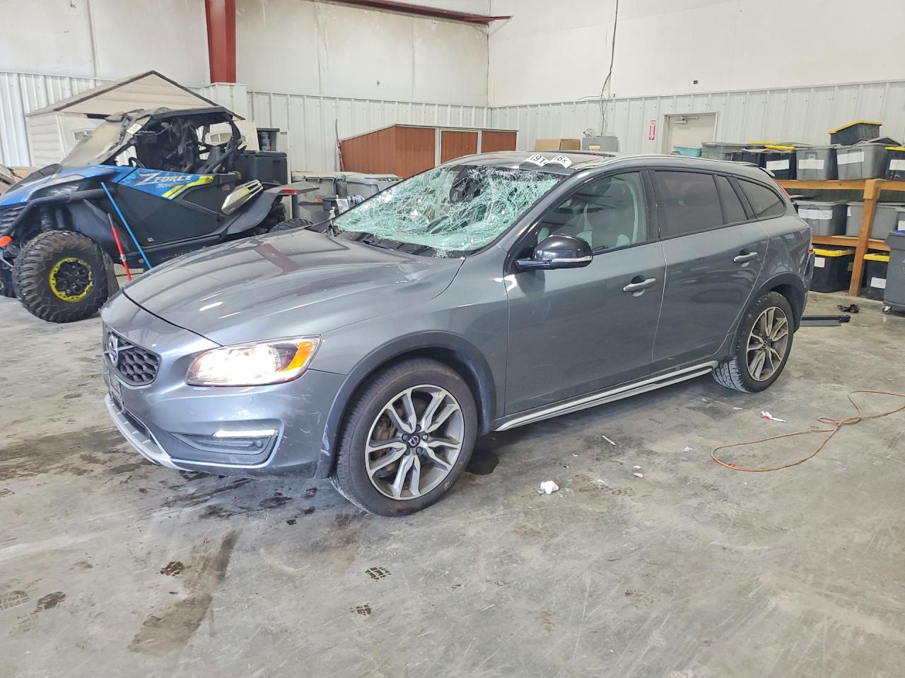 2018 VOLVO V60