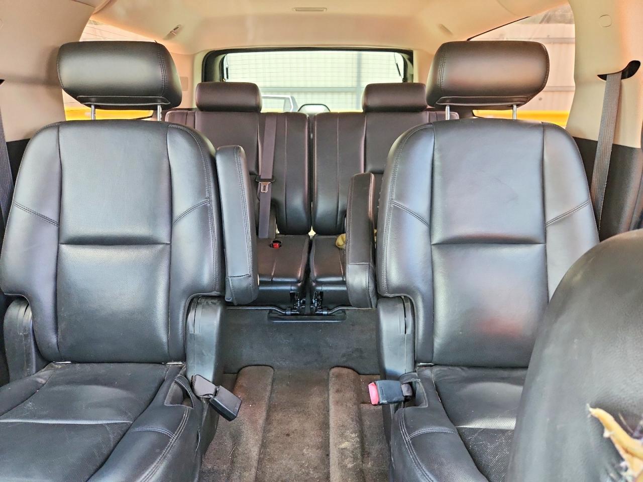 2010 CHEVROLET SUBURBAN