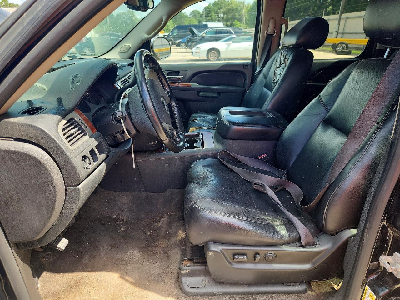 2010 CHEVROLET SUBURBAN