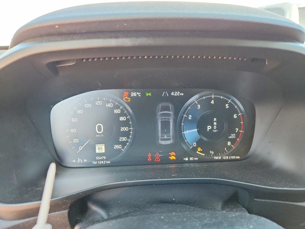 2021 VOLVO XC40