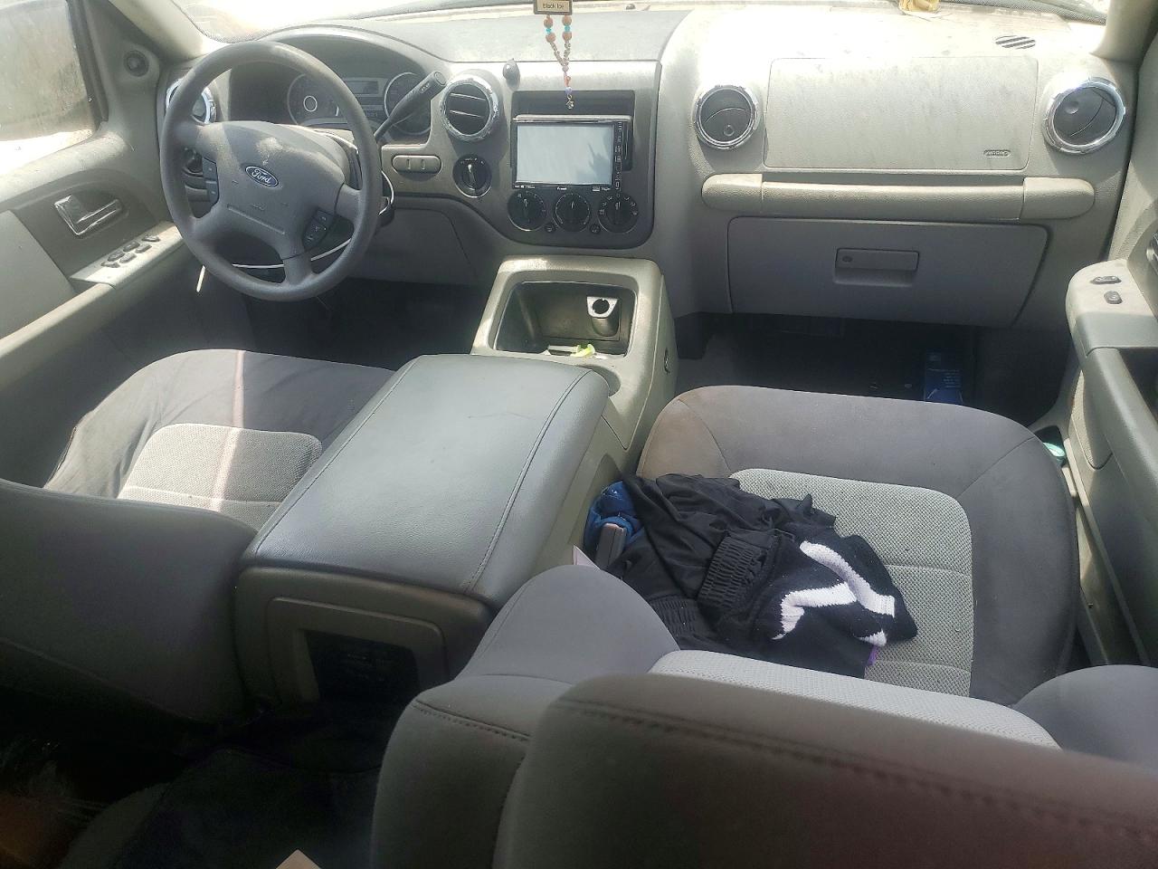 2005 FORD EXPEDITION
