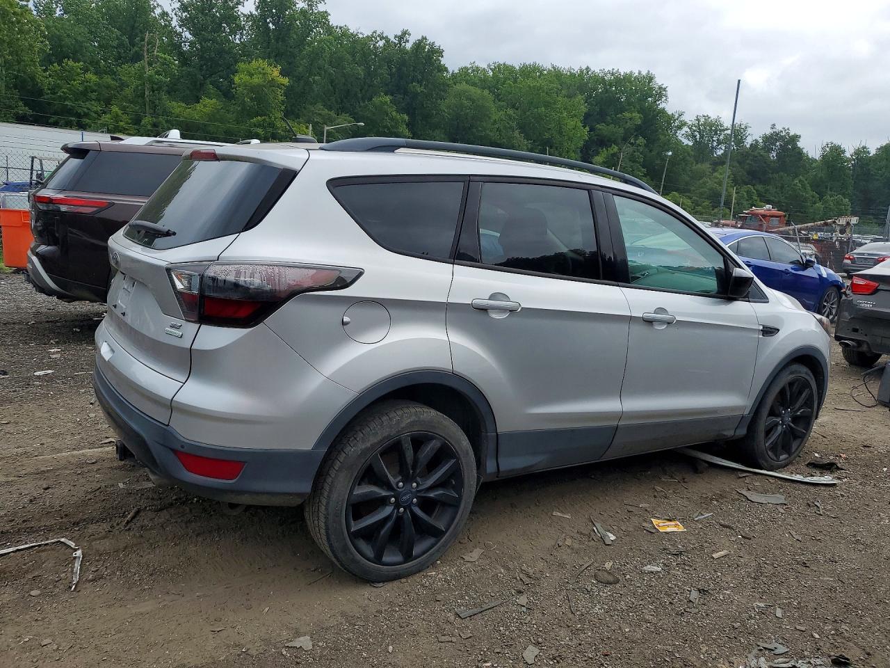 2017 FORD ESCAPE