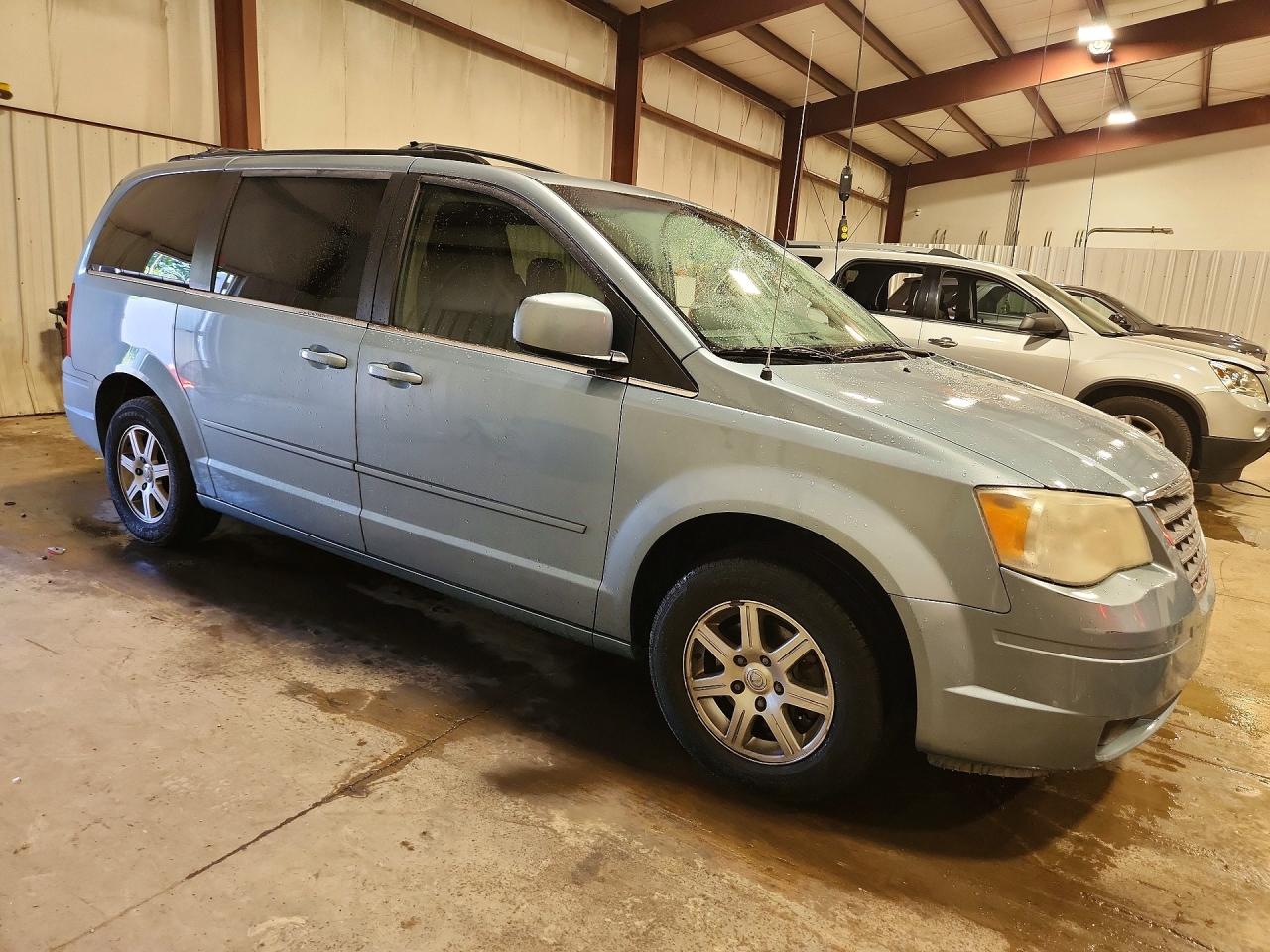 2008 CHRYSLER MINIVAN