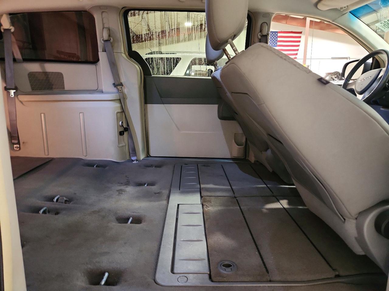 2008 CHRYSLER MINIVAN