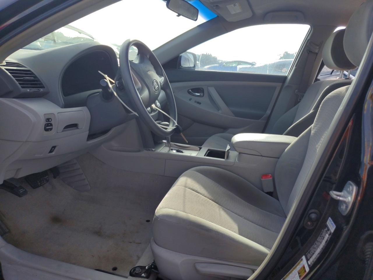 2010 TOYOTA CAMRY