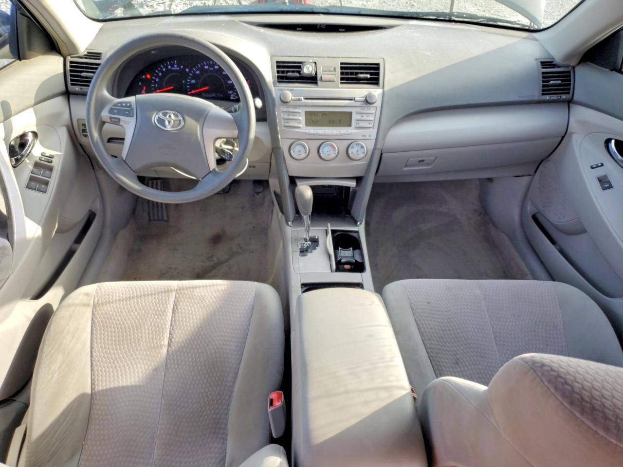 2010 TOYOTA CAMRY