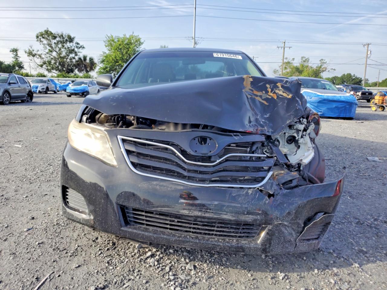 2010 TOYOTA CAMRY
