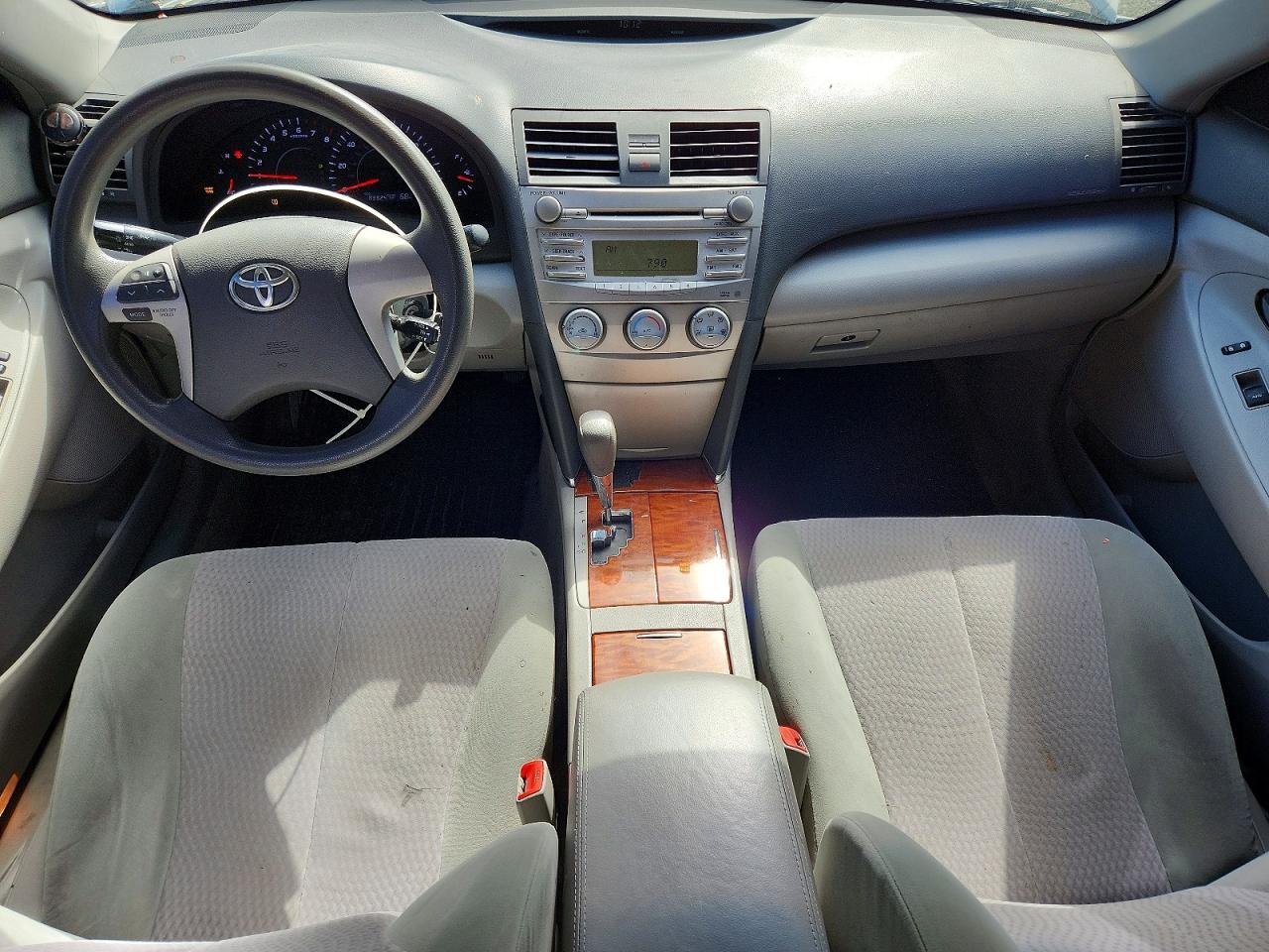 2010 TOYOTA CAMRY