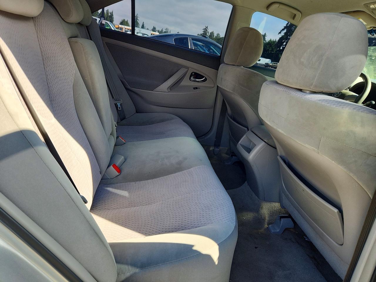 2010 TOYOTA CAMRY