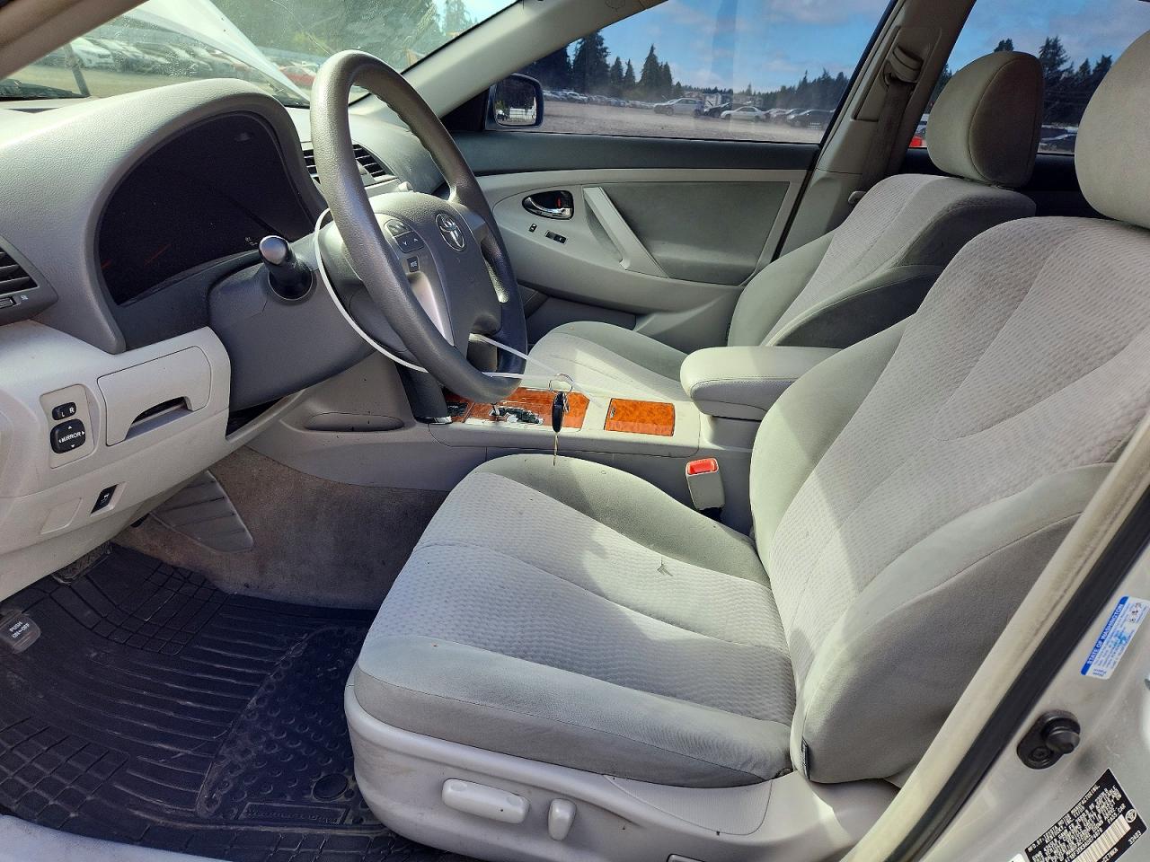 2010 TOYOTA CAMRY