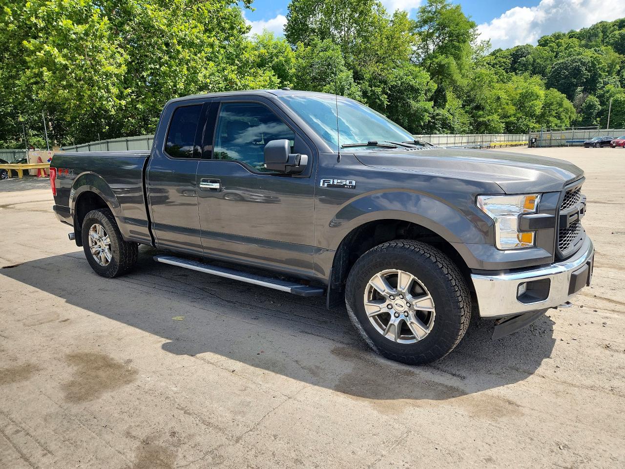 2017 FORD F150