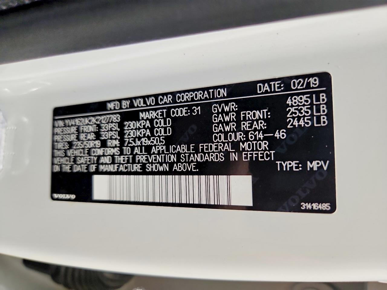 2019 VOLVO XC40
