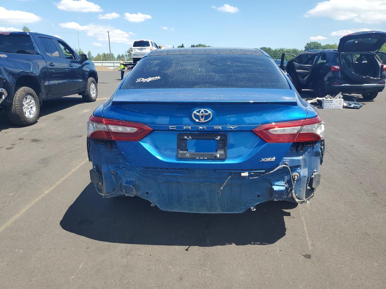 2018 TOYOTA CAMRY