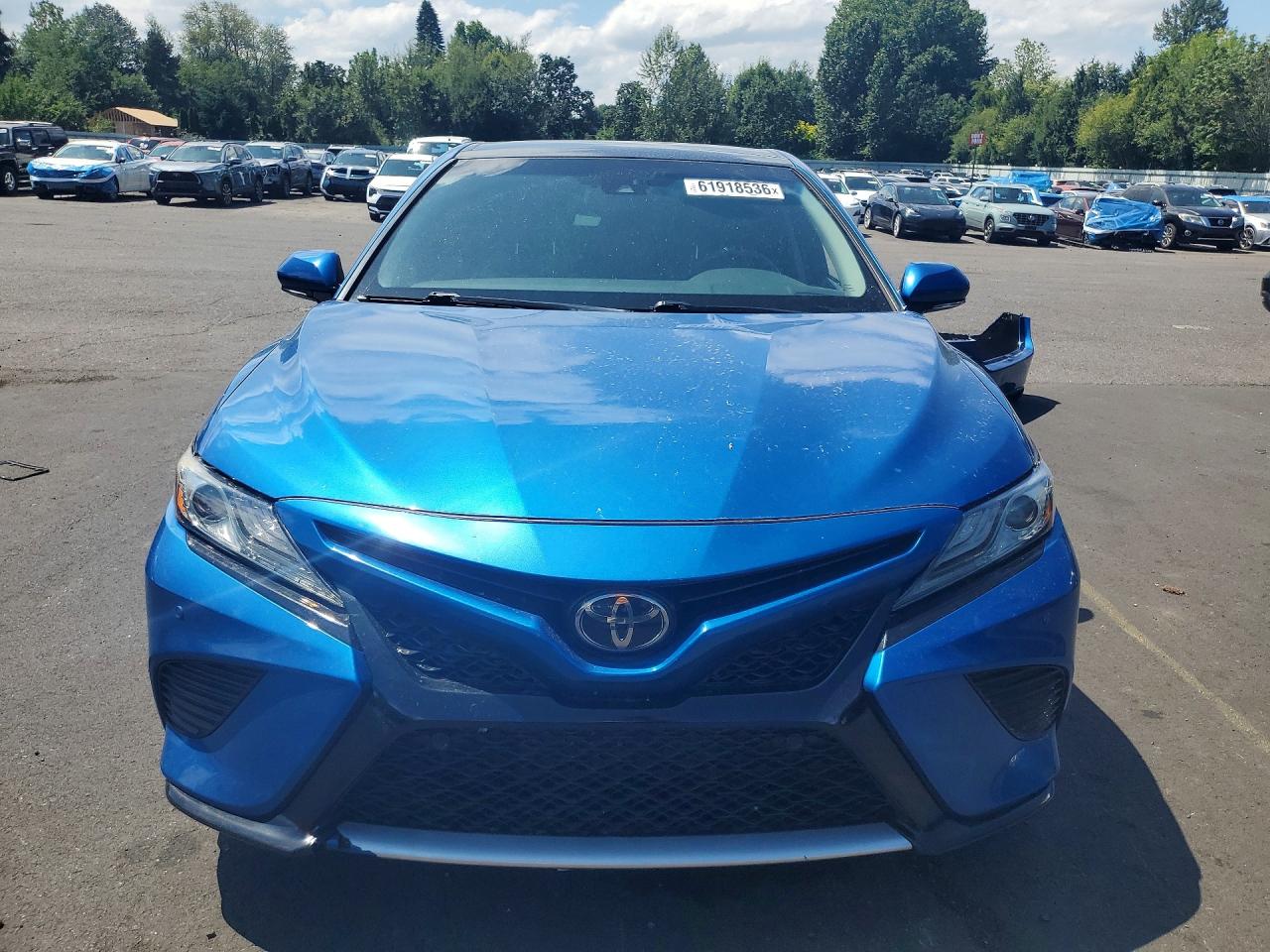 2018 TOYOTA CAMRY