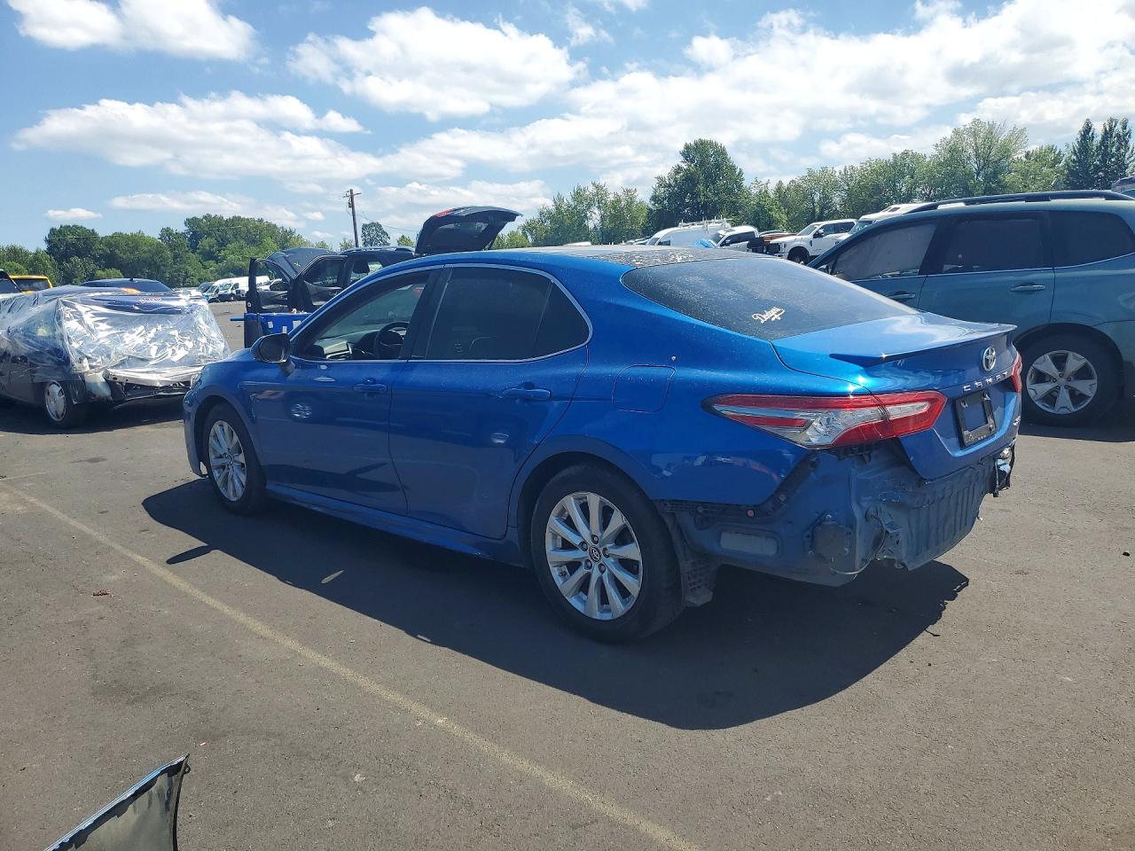 2018 TOYOTA CAMRY