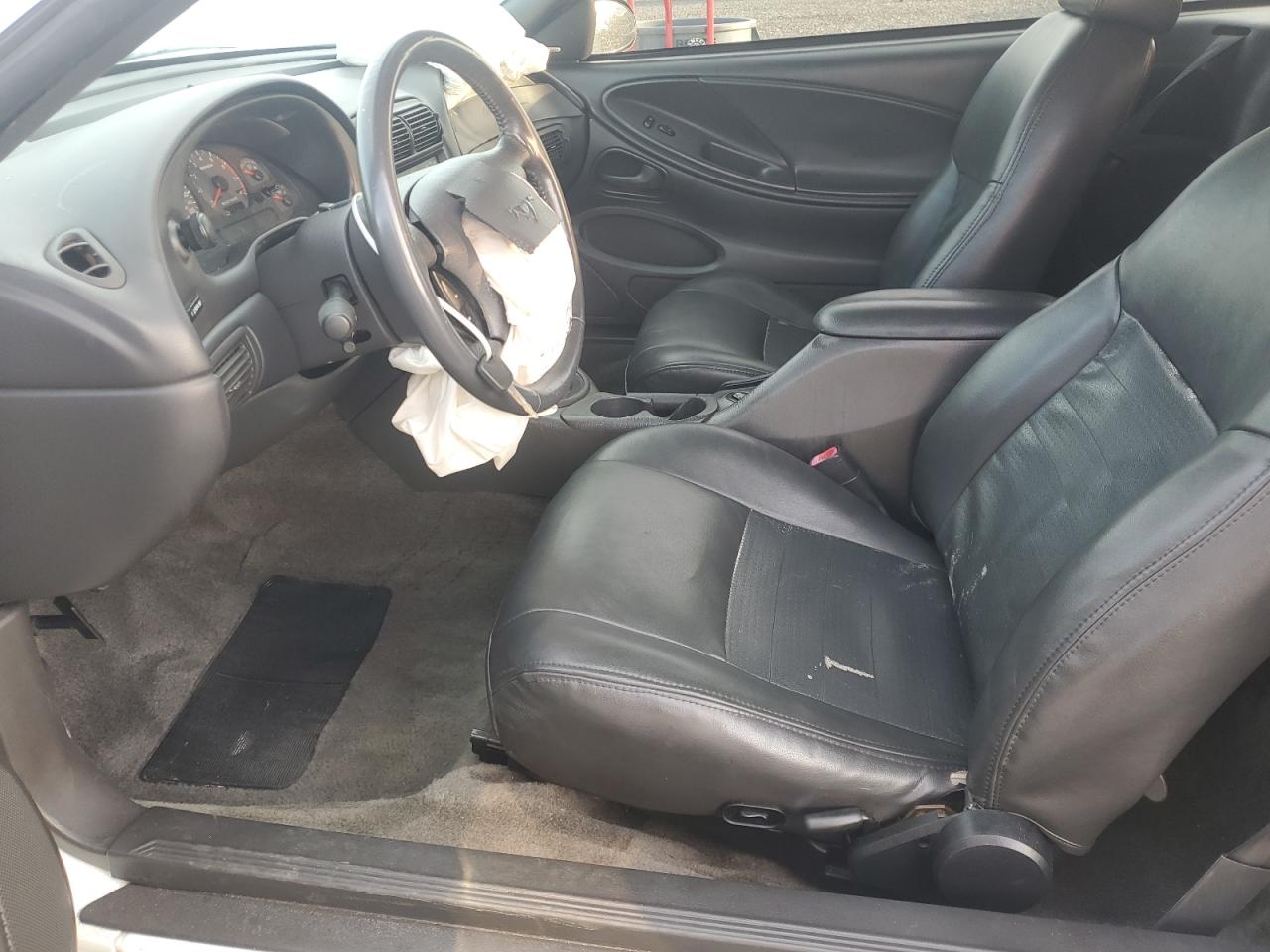 2000 FORD MUSTANG
