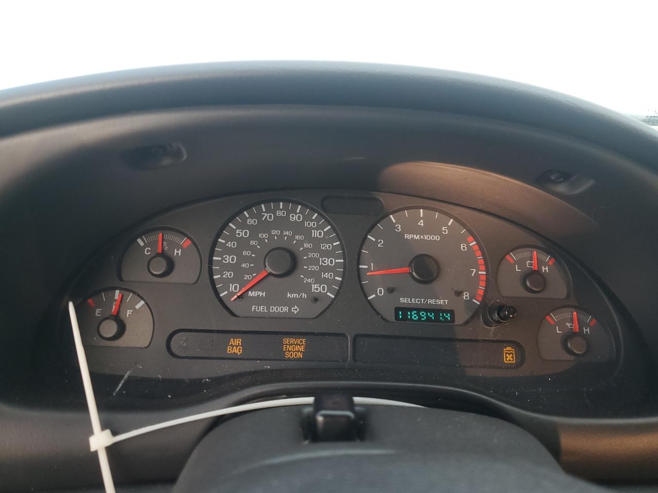2000 FORD MUSTANG