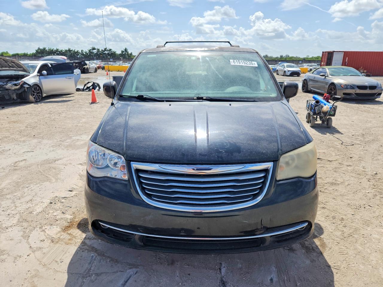 2013 CHRYSLER MINIVAN