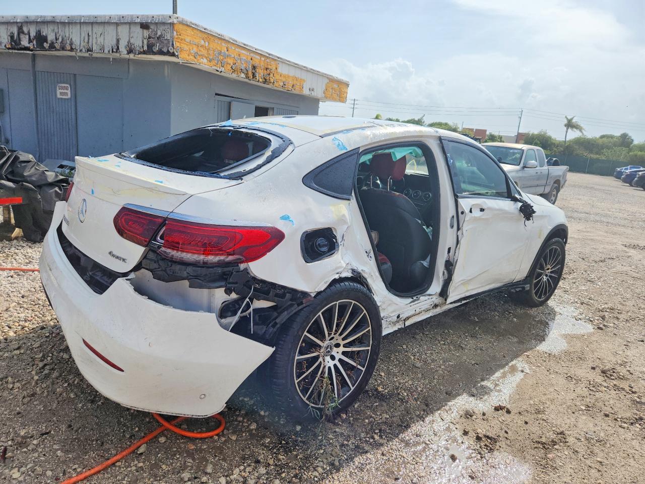 2023 MERCEDES-BENZ GLC-CLASS