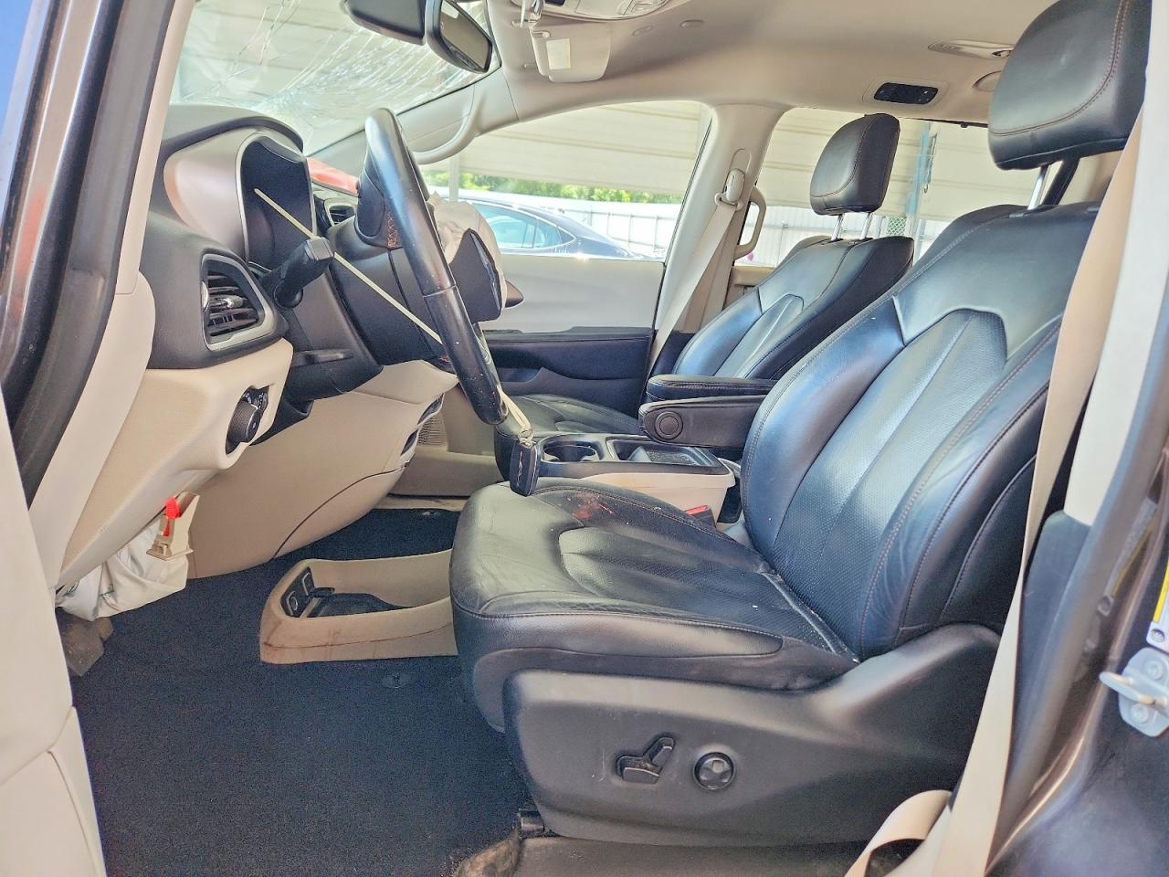 2020 CHRYSLER PACIFICA