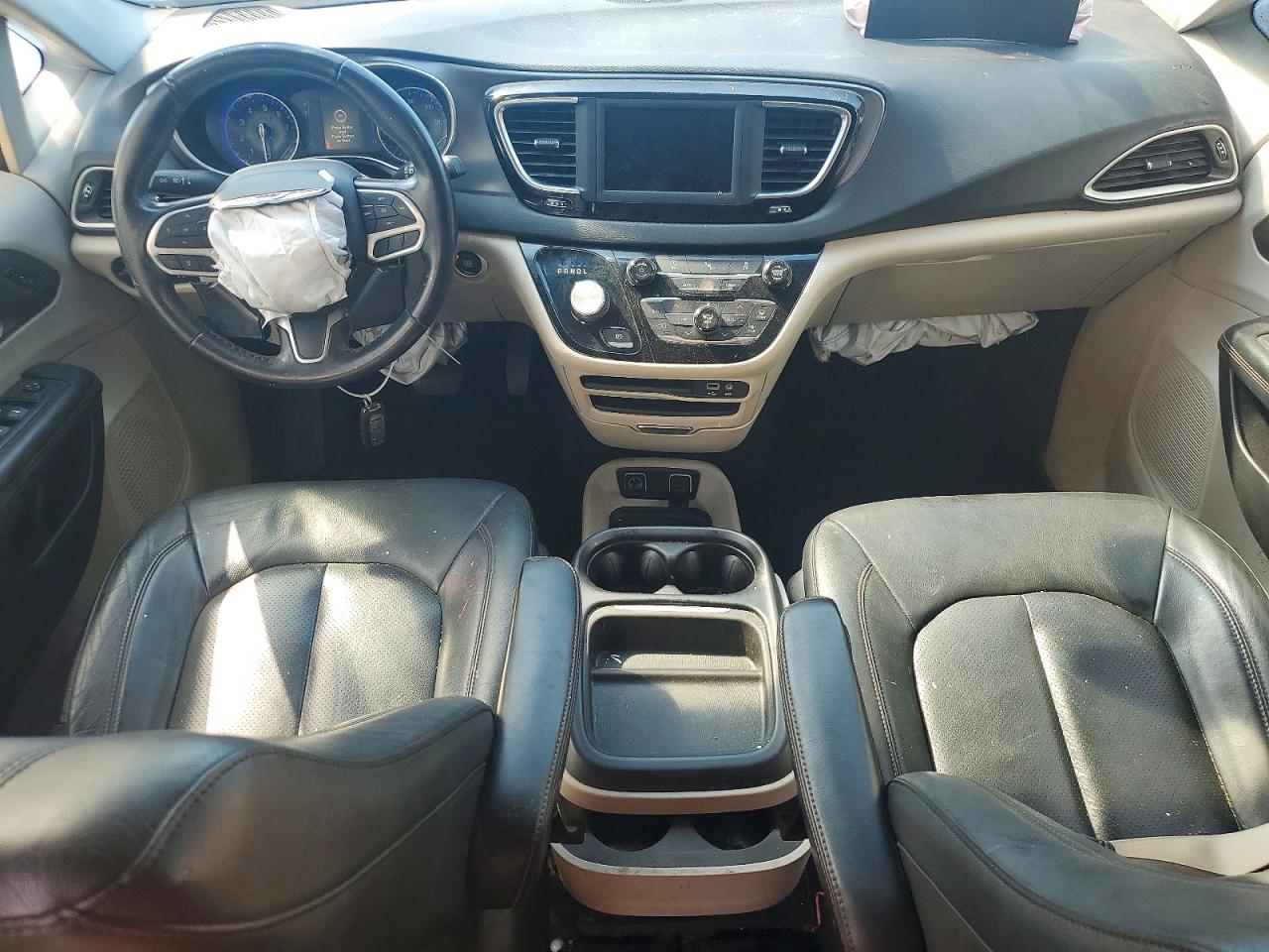 2020 CHRYSLER PACIFICA