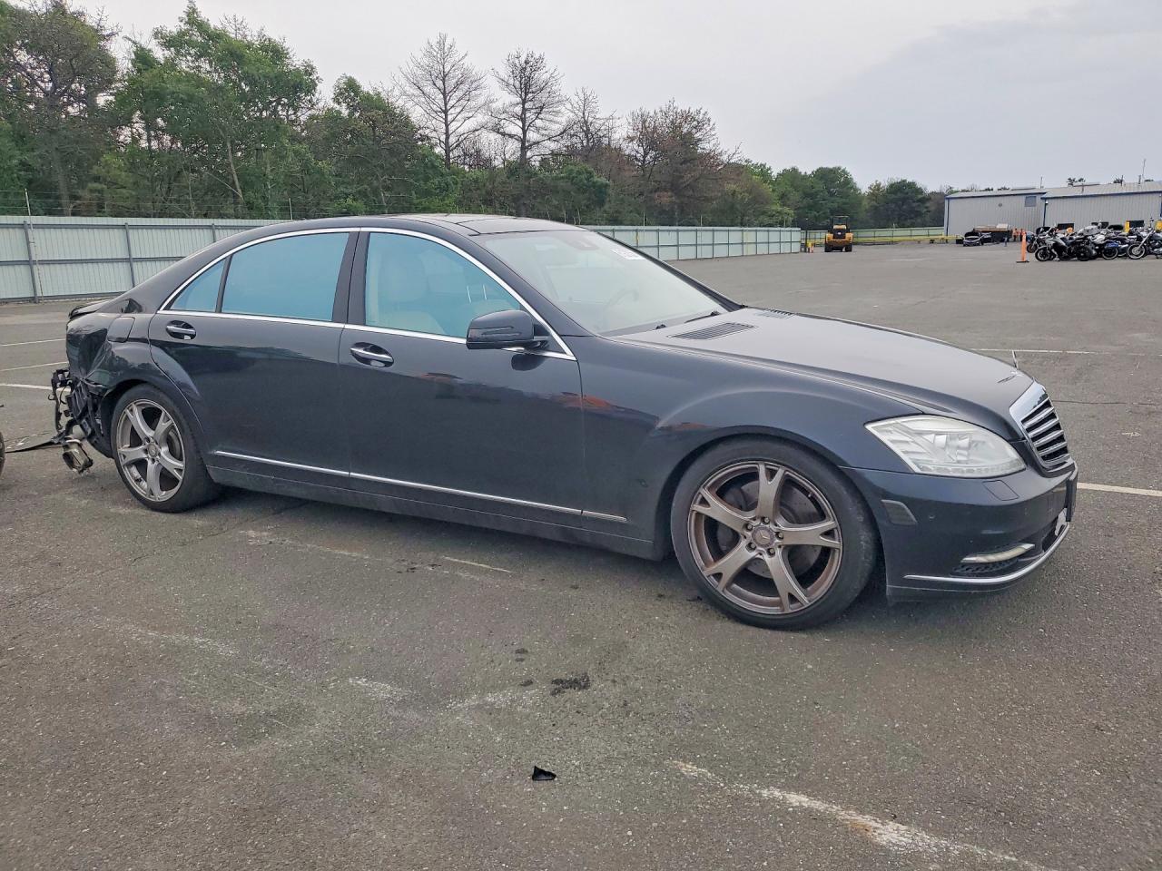 2013 MERCEDES-BENZ S-CLASS
