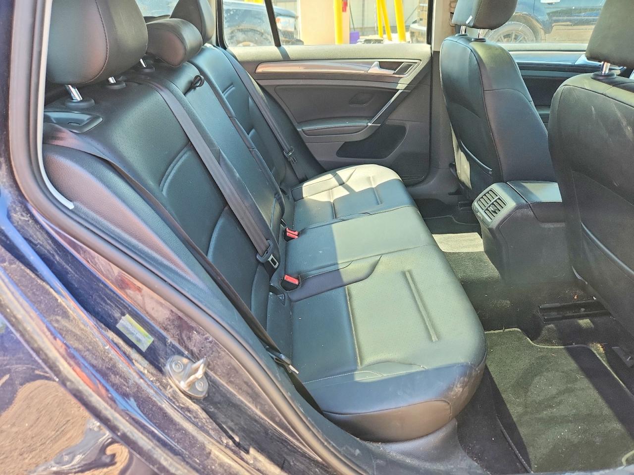 2017 VOLKSWAGEN GOLF