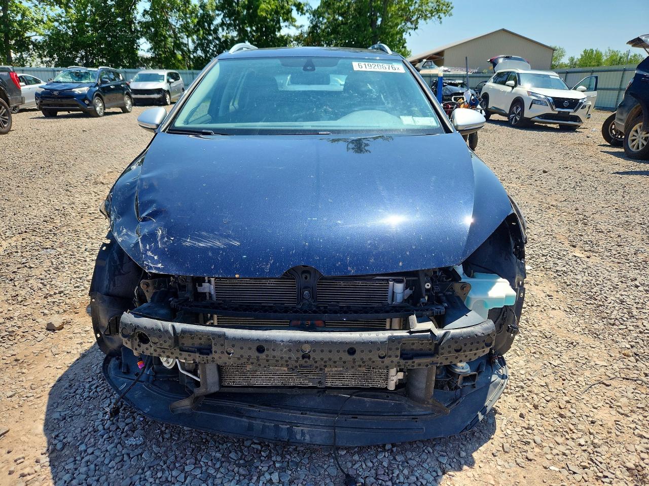 2017 VOLKSWAGEN GOLF