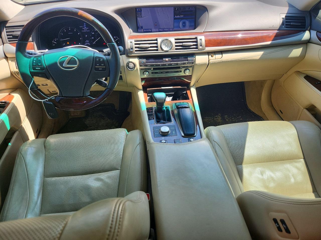 2013 LEXUS LS460