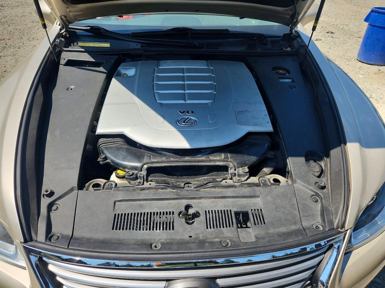 2013 LEXUS LS460