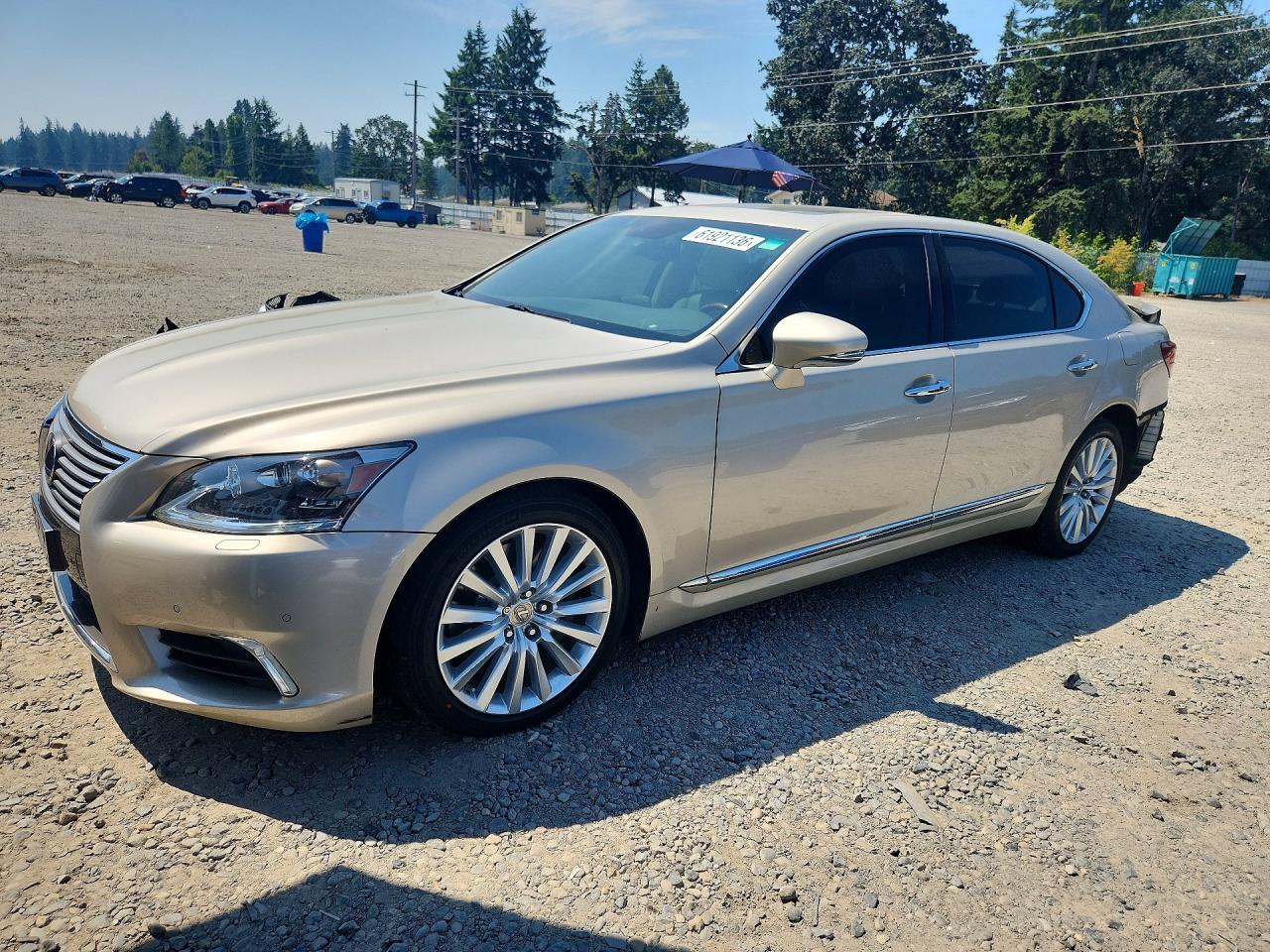 2013 LEXUS LS460