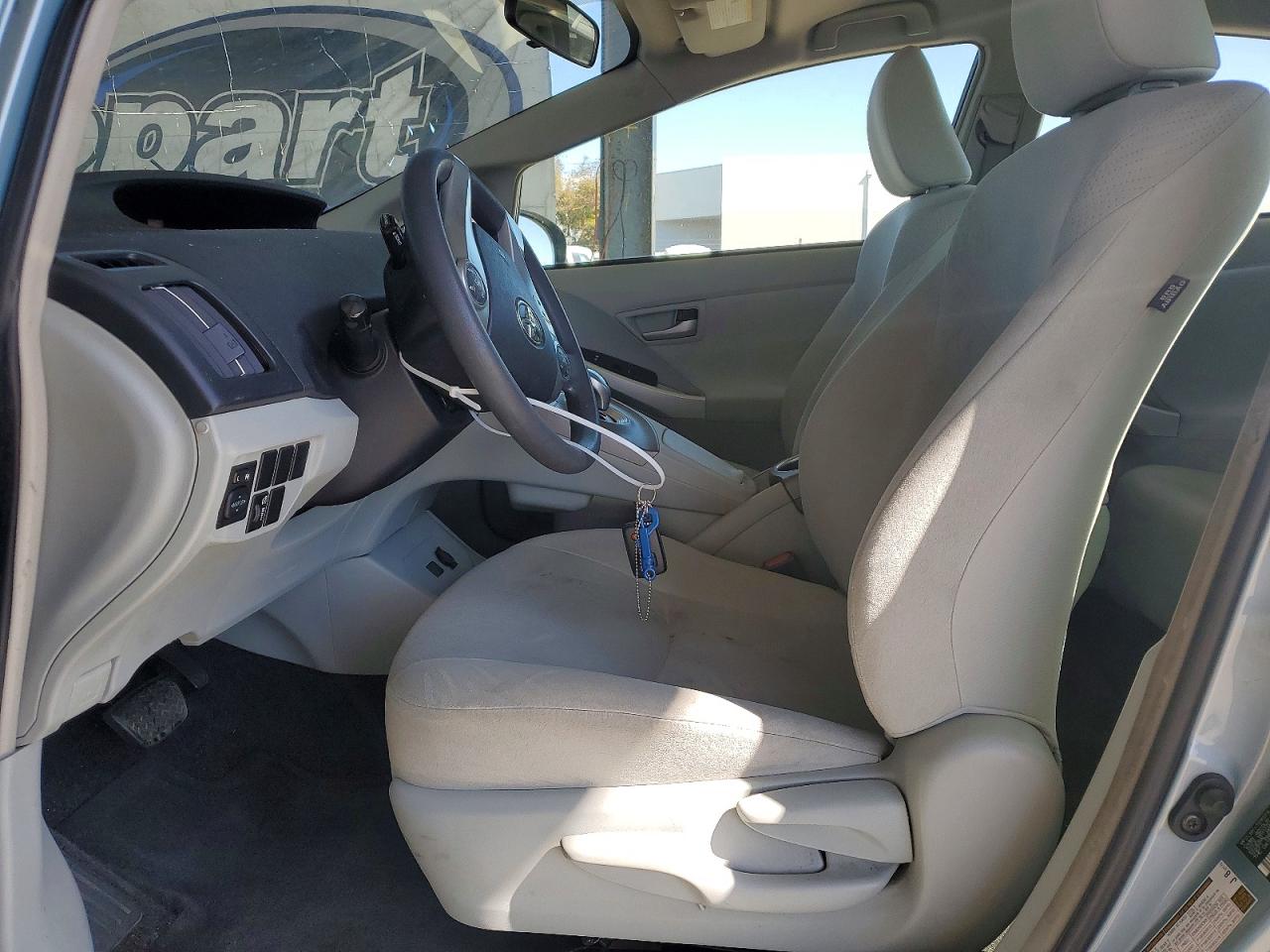2015 TOYOTA PRIUS