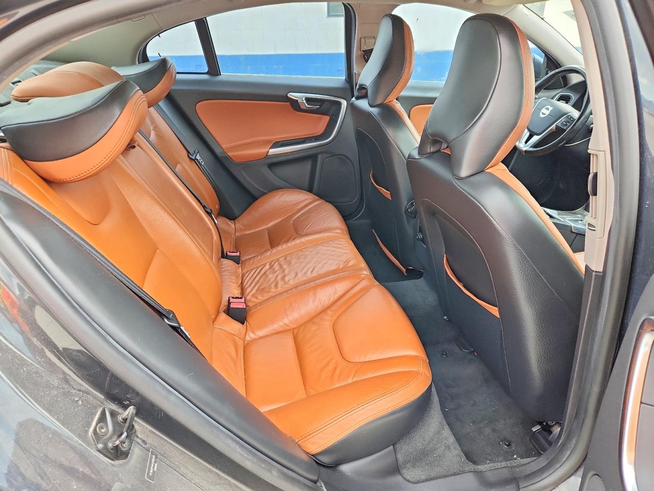 2012 VOLVO S60