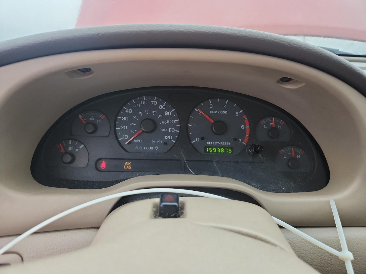 2002 FORD MUSTANG