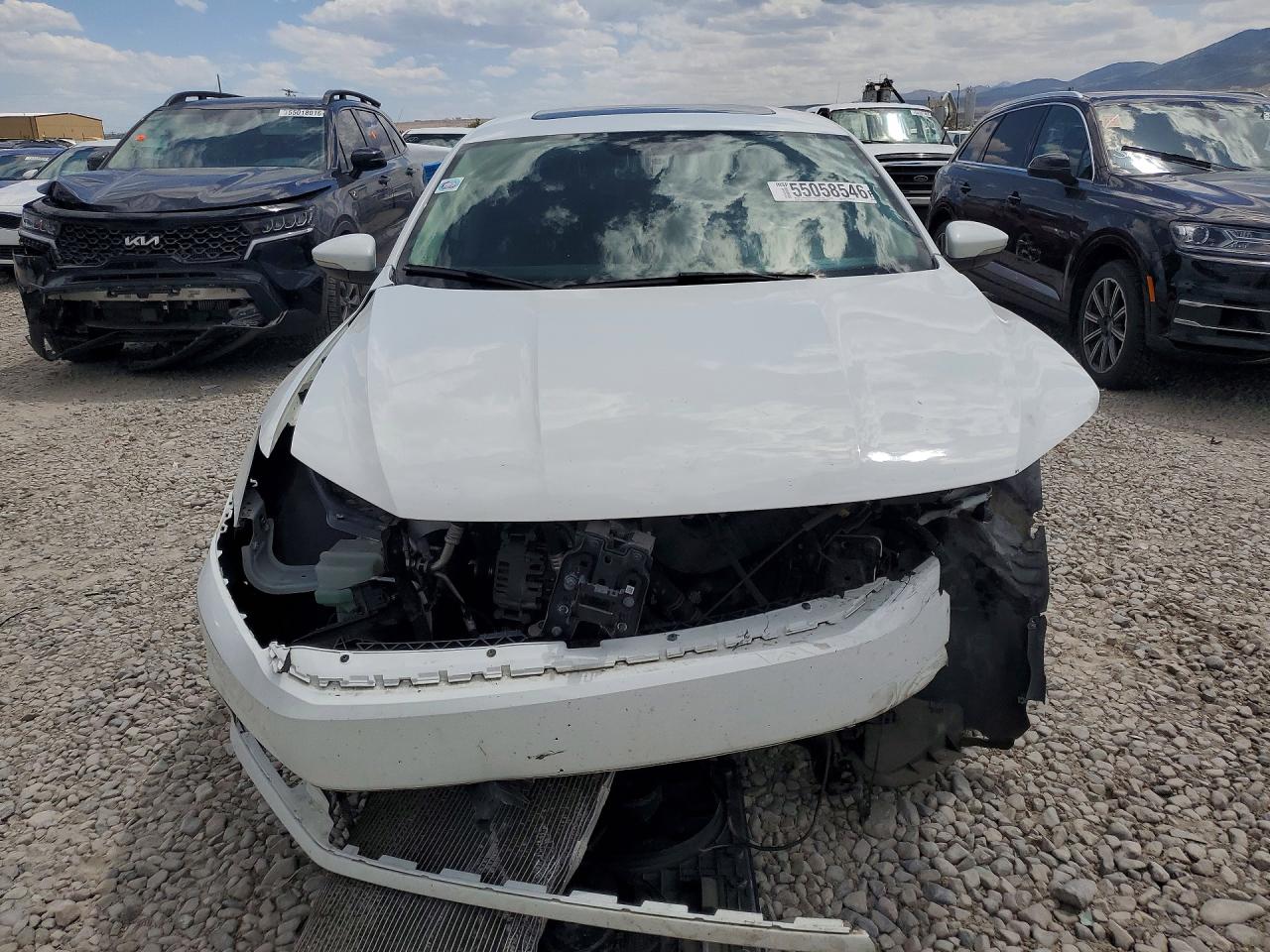 2019 VOLKSWAGEN PASSAT
