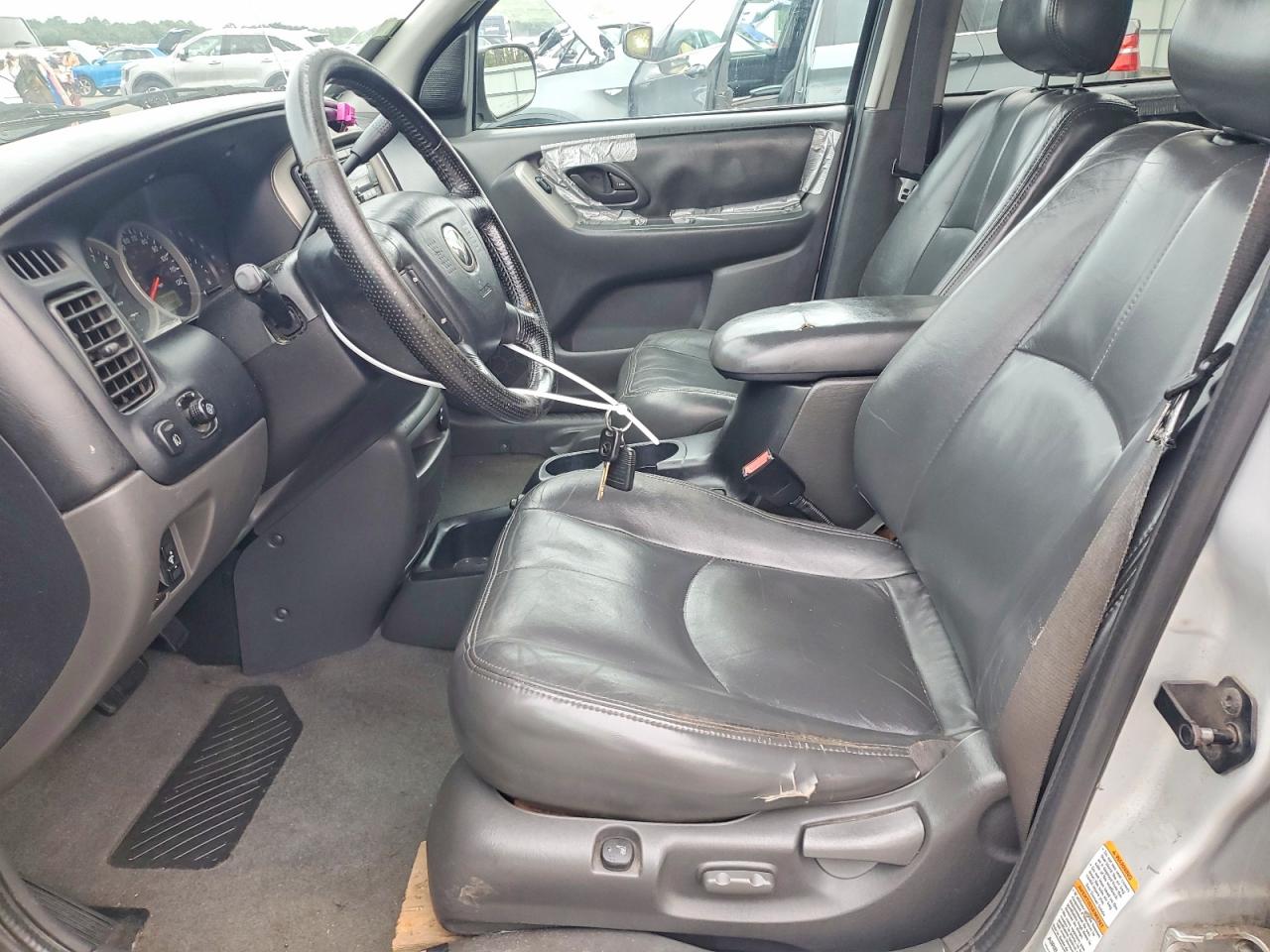 2004 MAZDA TRIBUTE