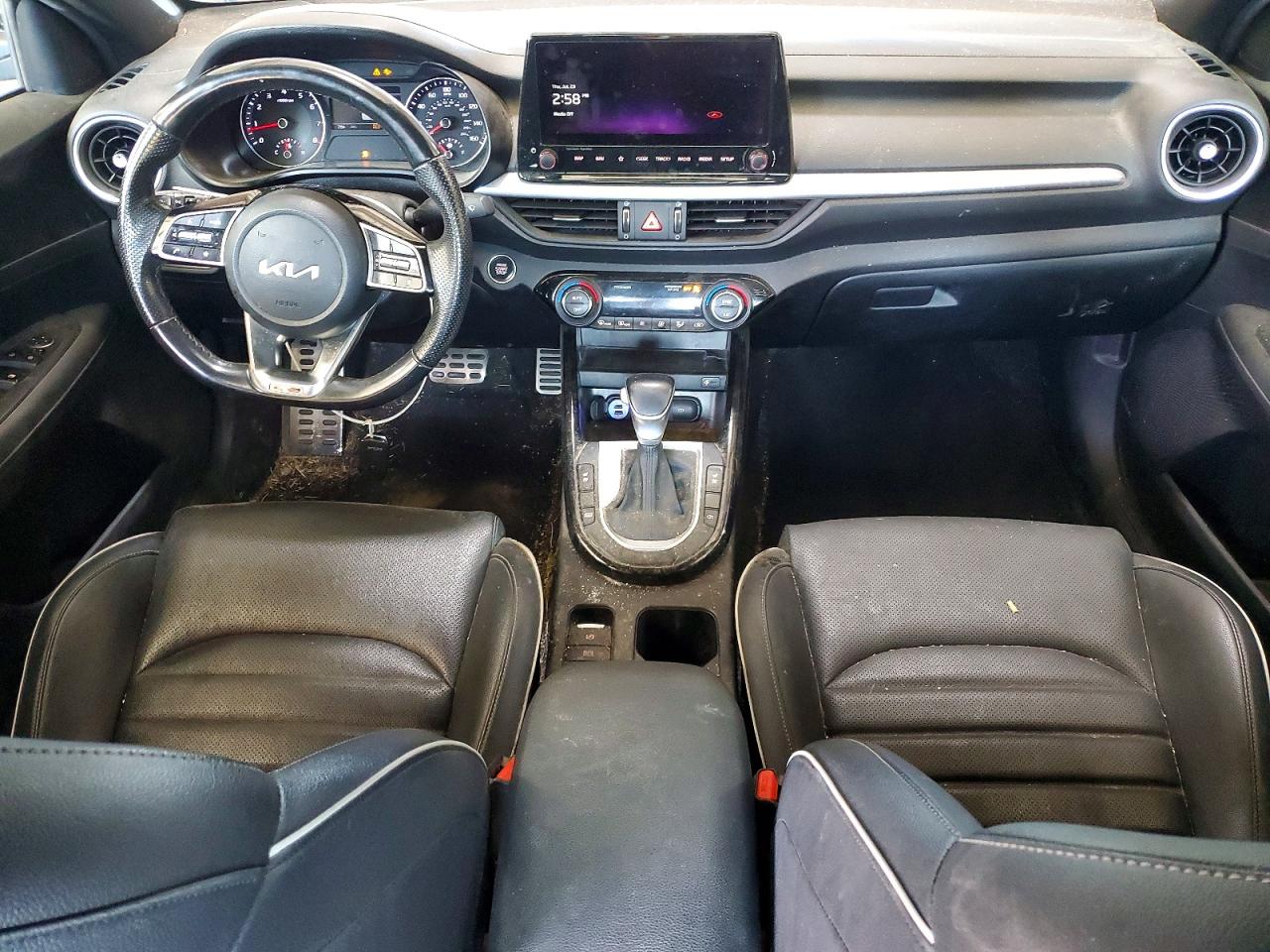 2023 KIA FORTE