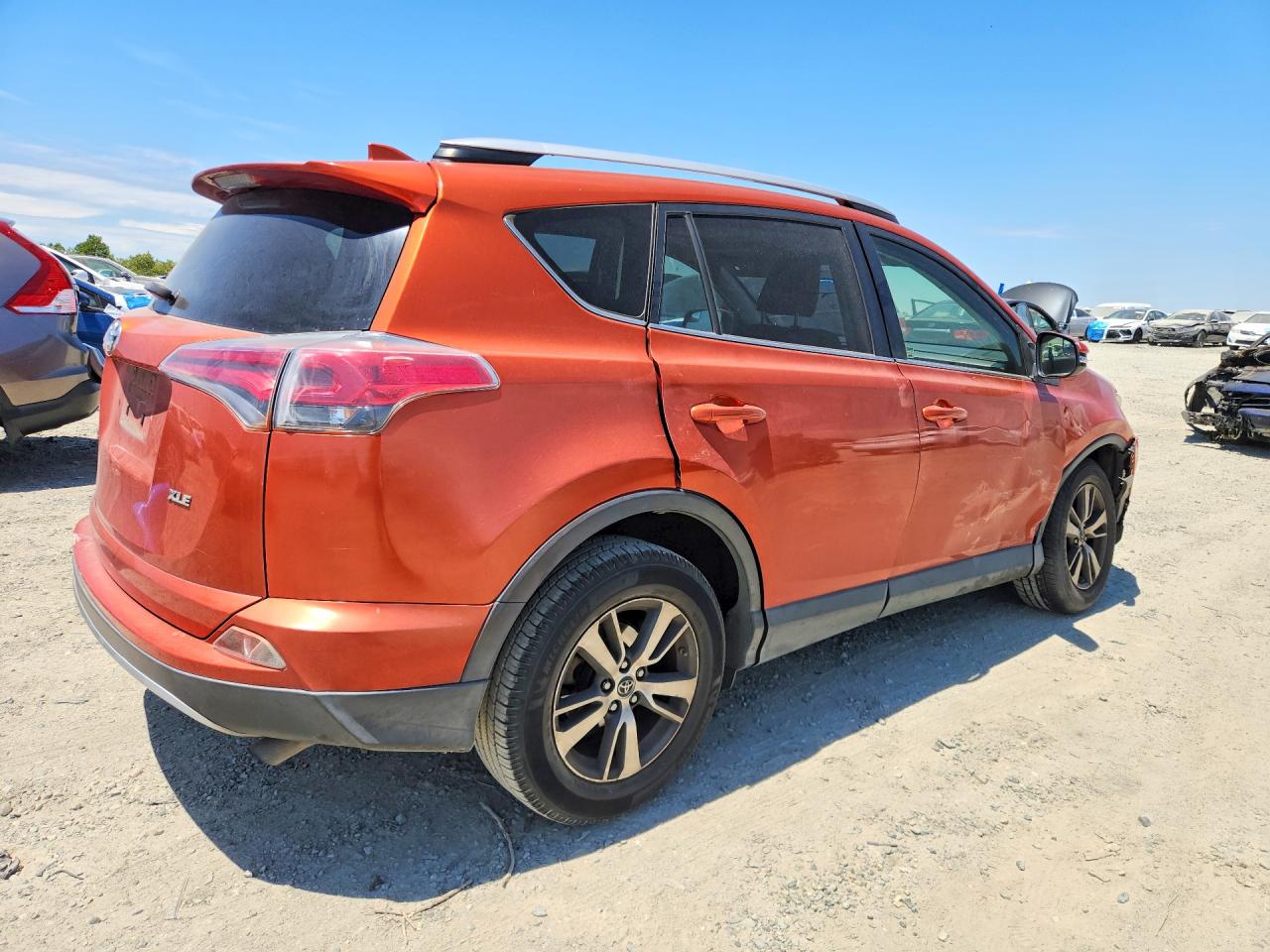 2016 TOYOTA RAV4
