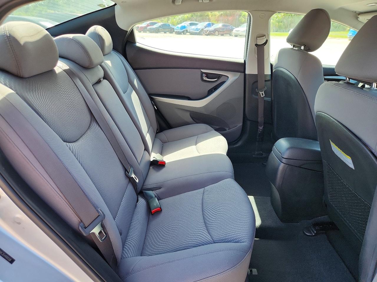 2014 HYUNDAI ELANTRA