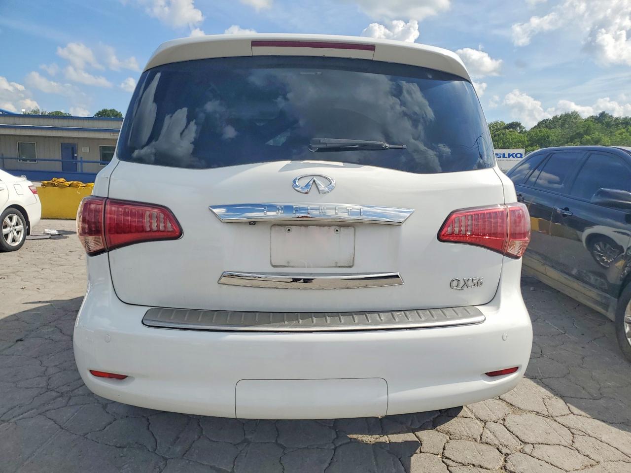 2012 INFINITI QX56