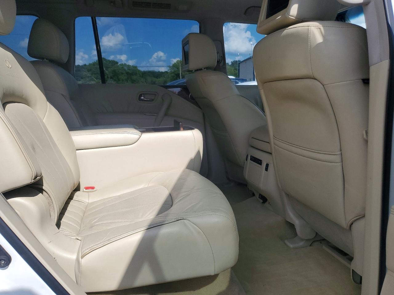 2012 INFINITI QX56