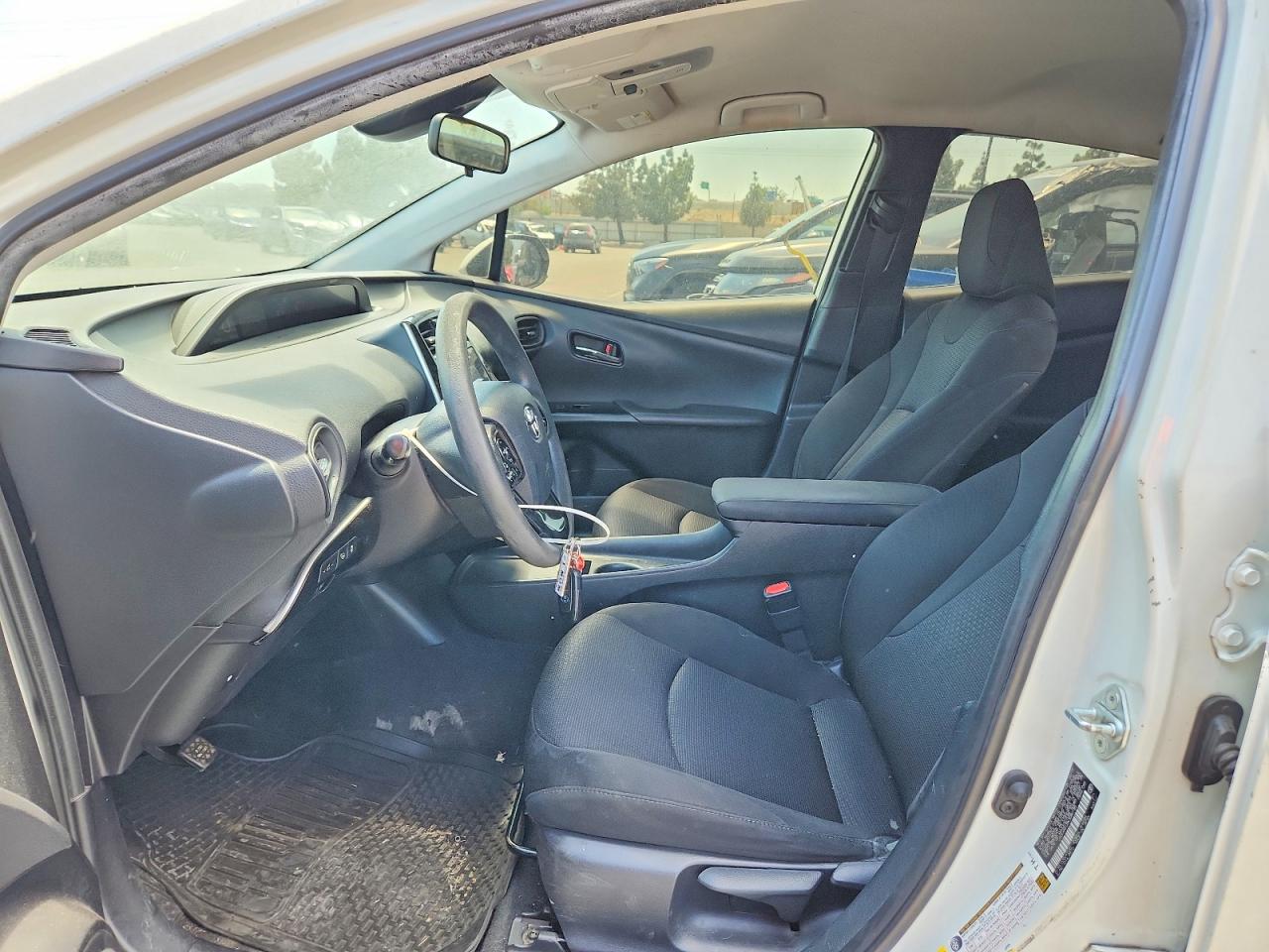 2019 TOYOTA PRIUS