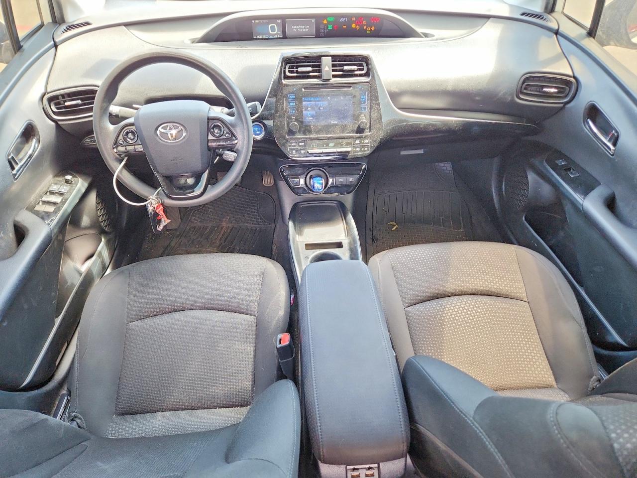 2019 TOYOTA PRIUS