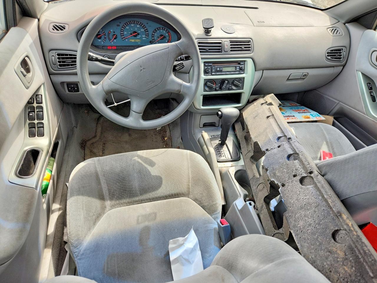 2002 MITSUBISHI GALANT